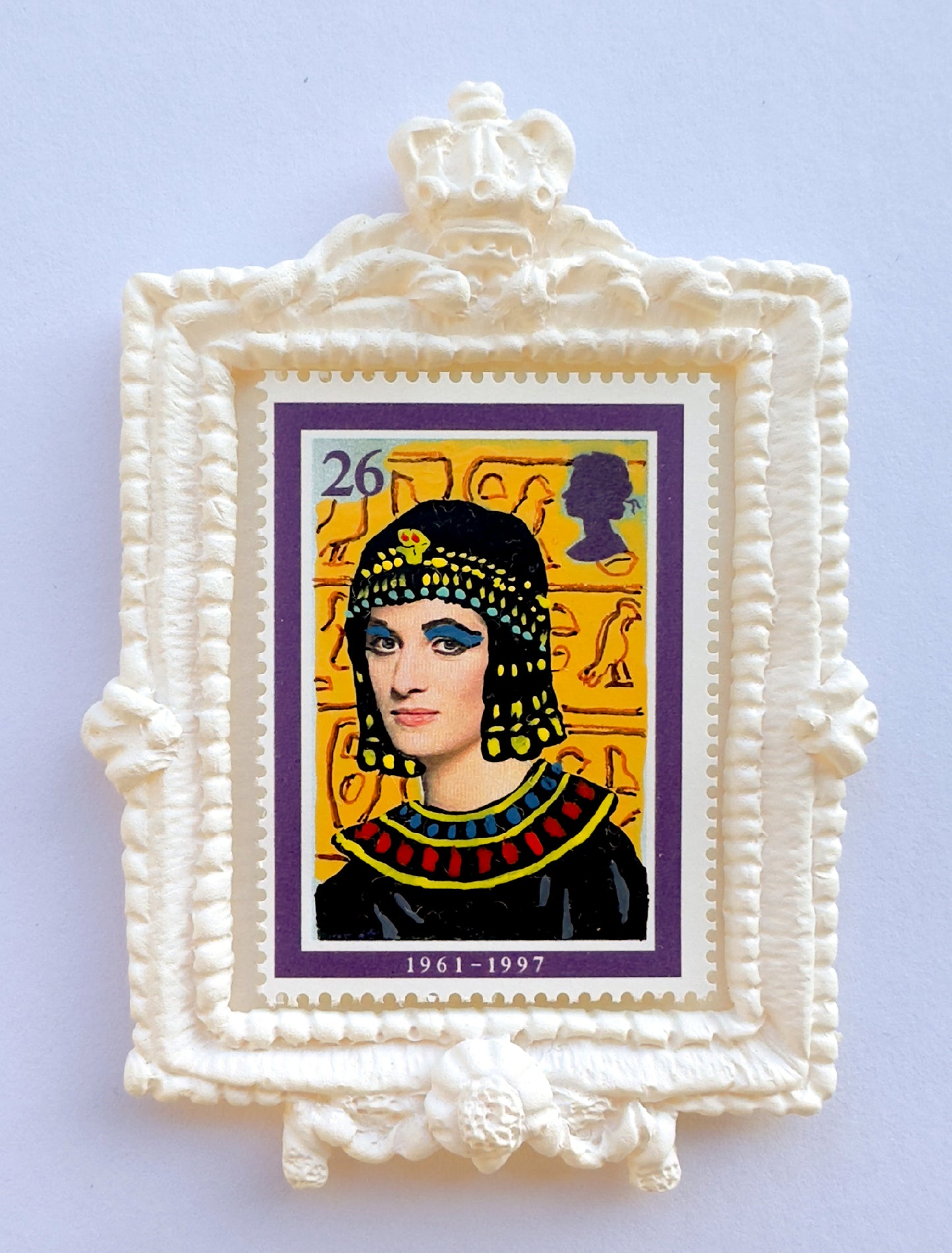 Queens without Thrones